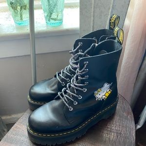 Dr Martens Hello Kitty Jadons